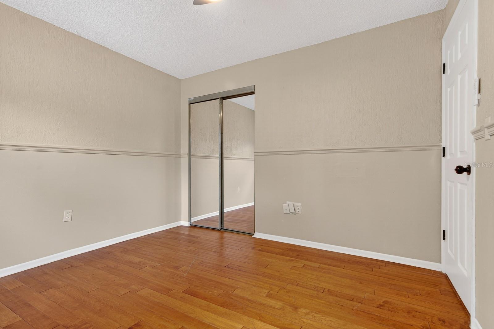 Image 33 of 49 For 6802 Lassen Avenue