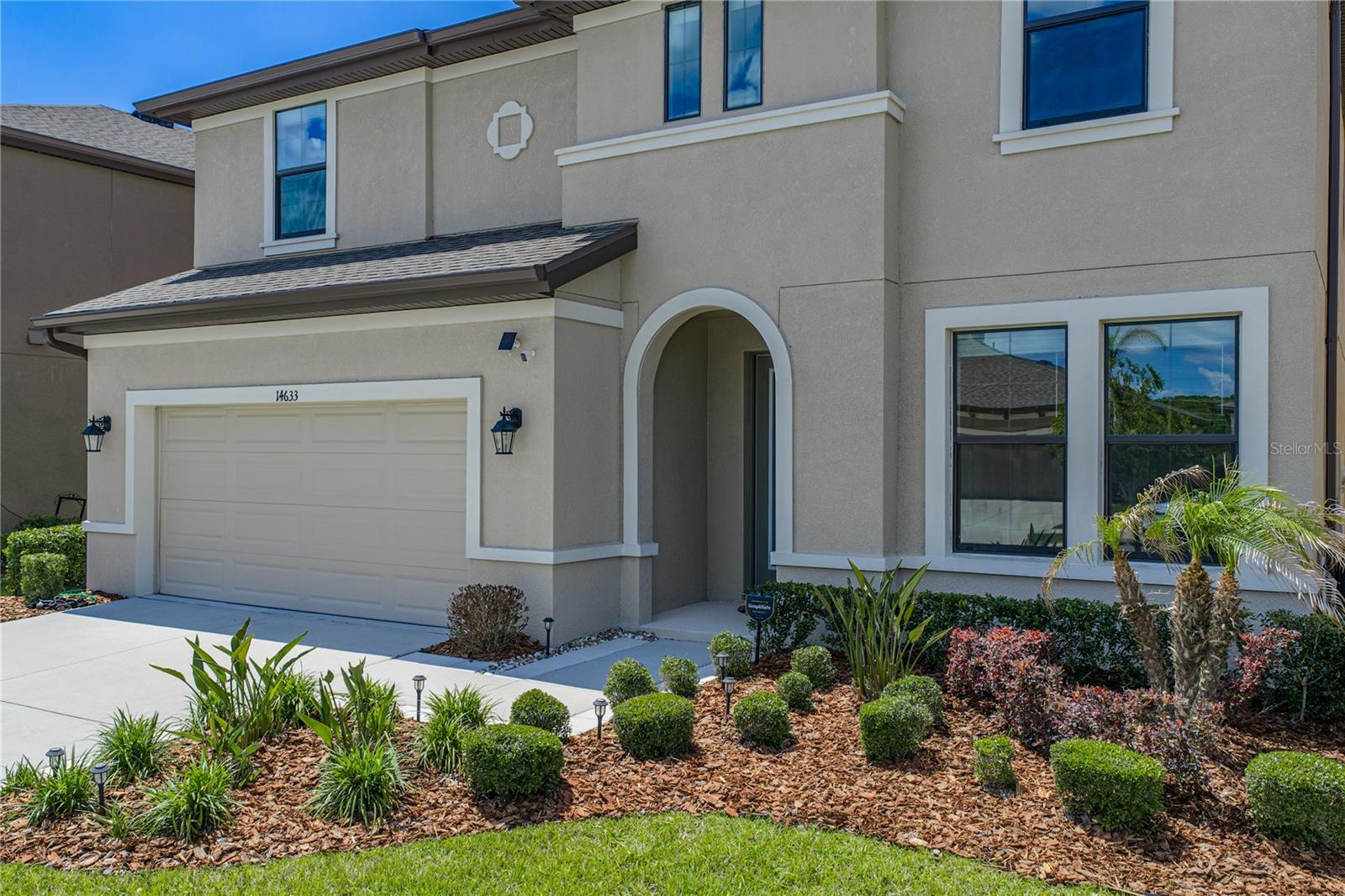 Image 9 of 94 For 14633 Red Castle Avenue