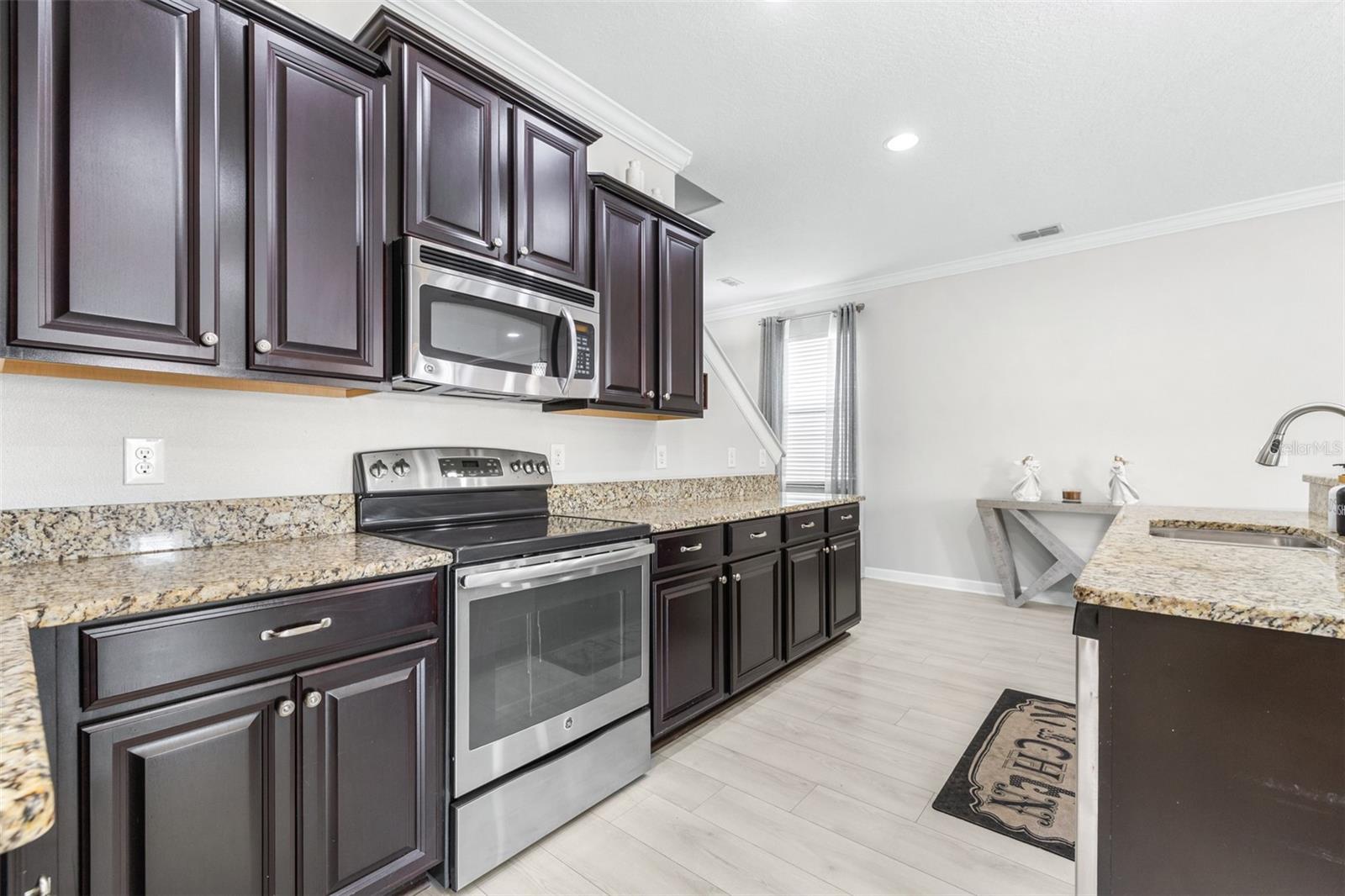 Image 13 of 49 For 1762 Hadden Hall Place