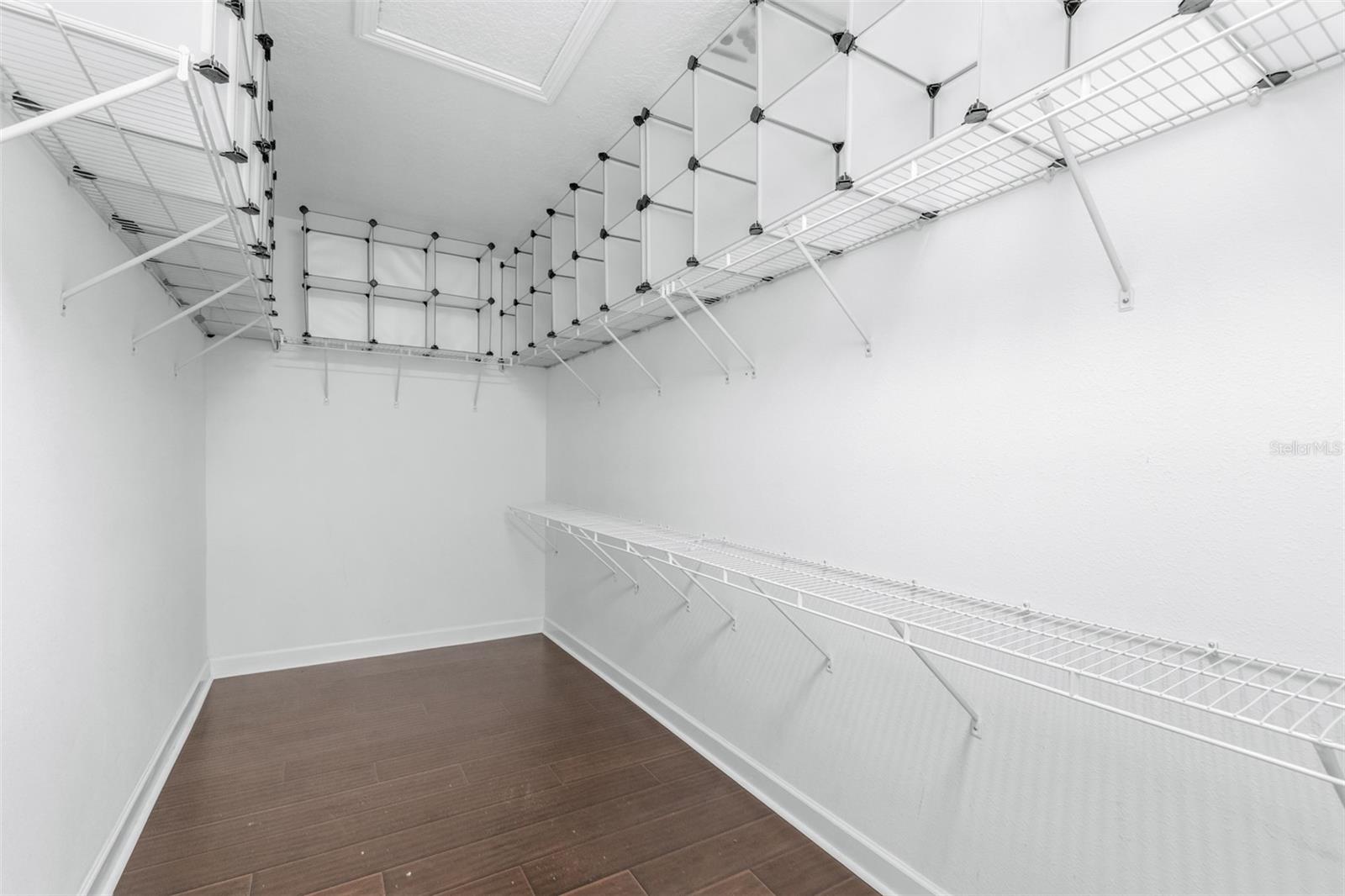 Image 22 of 49 For 1762 Hadden Hall Place