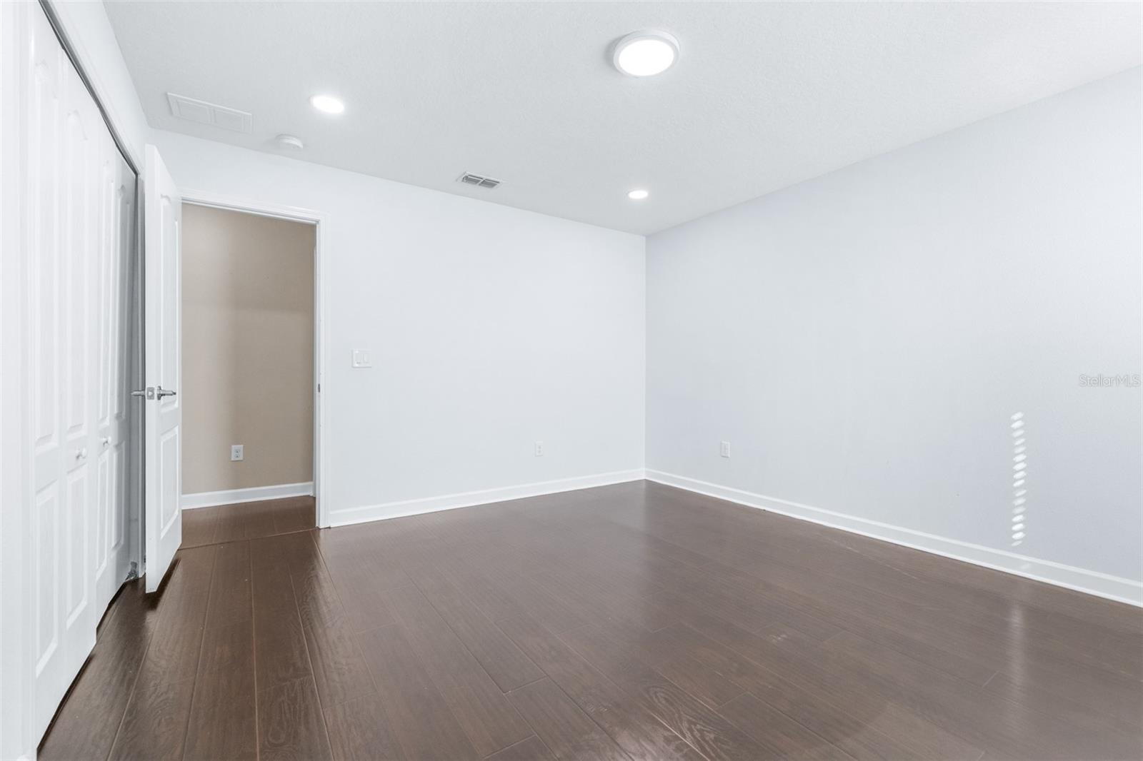 Image 28 of 49 For 1762 Hadden Hall Place