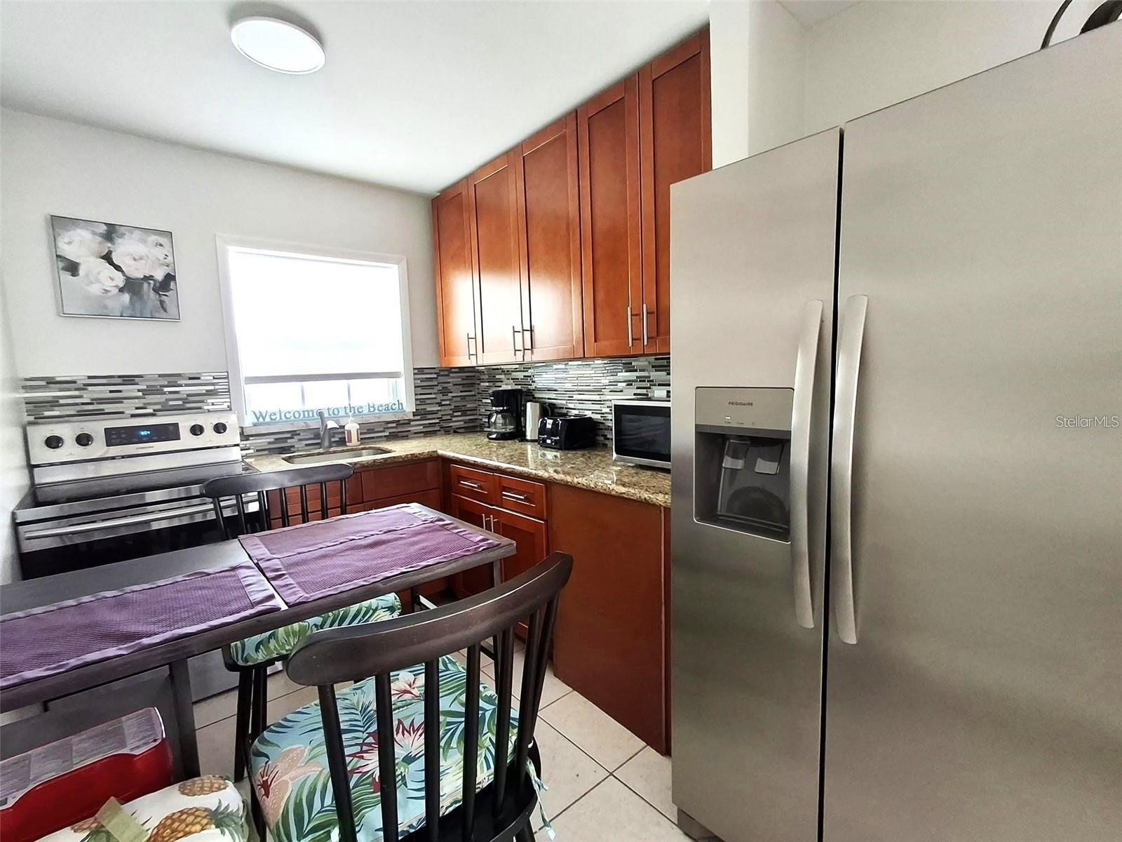 Image 5 of 16 For 113 174th Avenue E