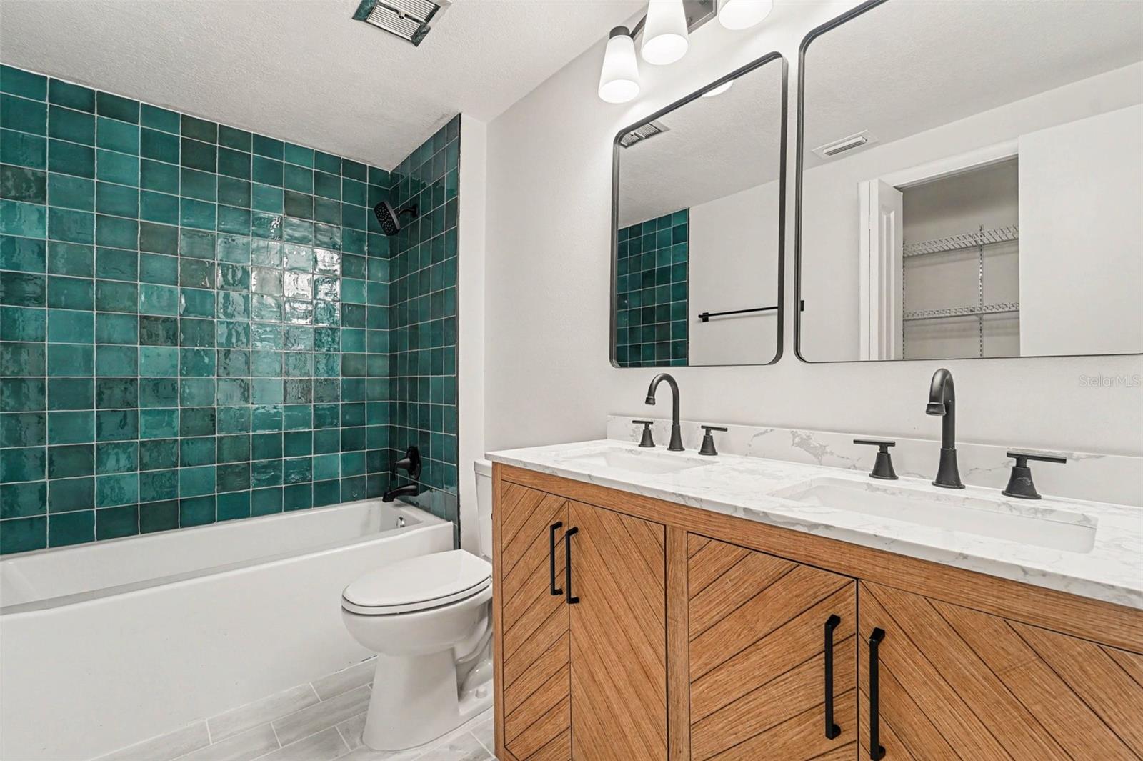 Image 14 of 18 For 16213 Fantasia Drive