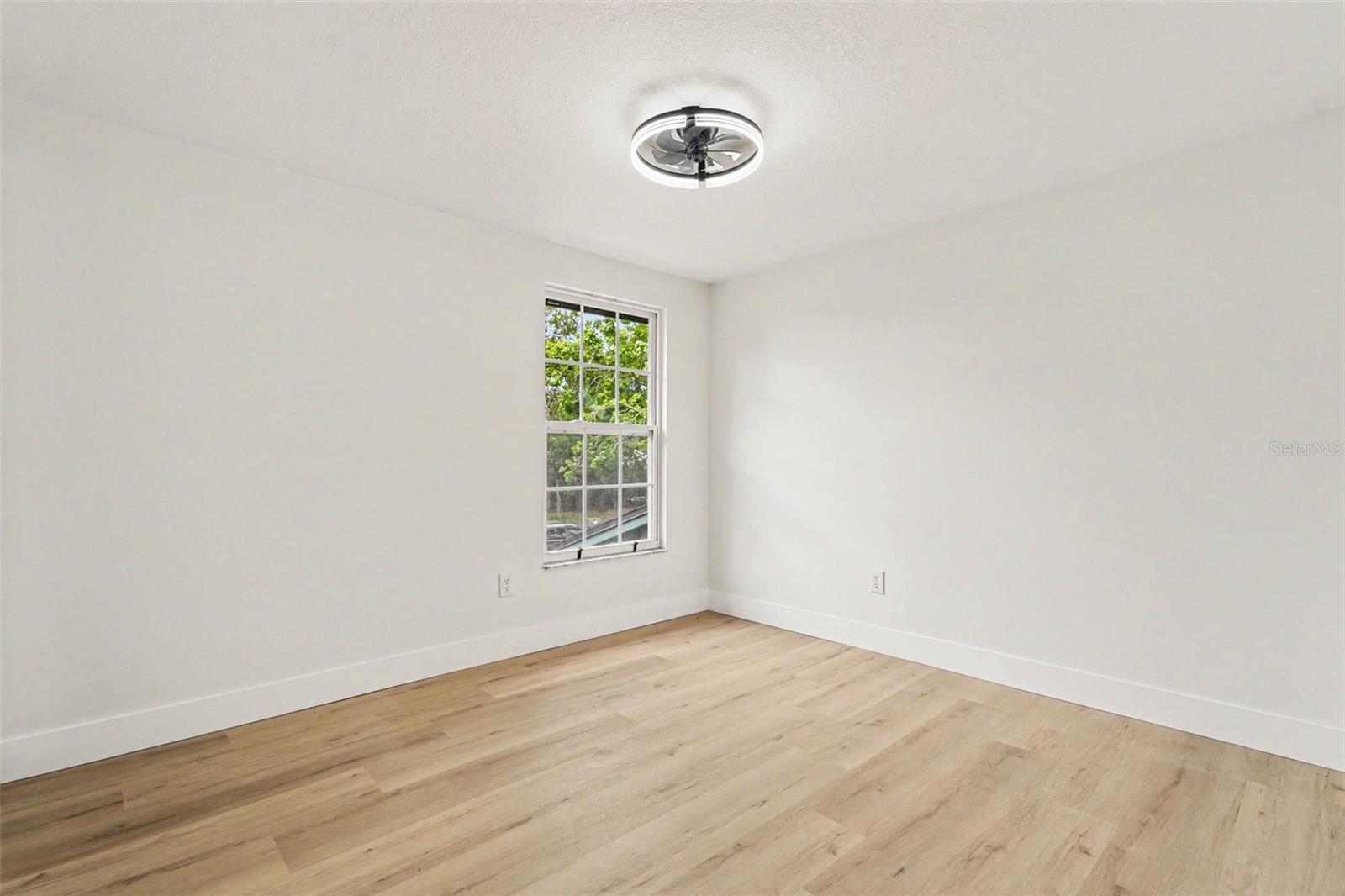 Image 17 of 18 For 16213 Fantasia Drive