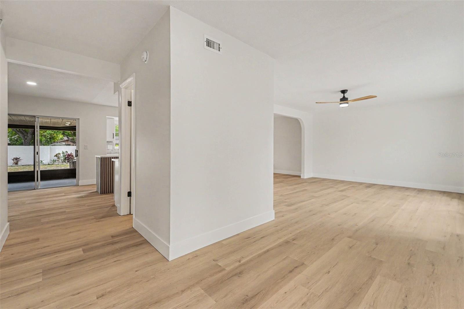 Image 5 of 18 For 16213 Fantasia Drive