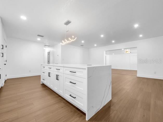 Listing photo id 10 for 6040 84th Avenue N