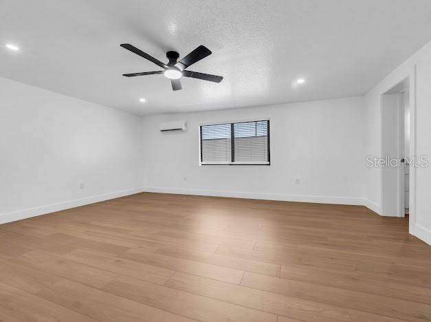 Listing photo id 20 for 6040 84th Avenue N