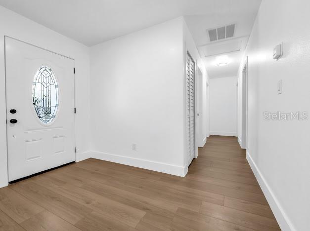 Listing photo id 25 for 6040 84th Avenue N