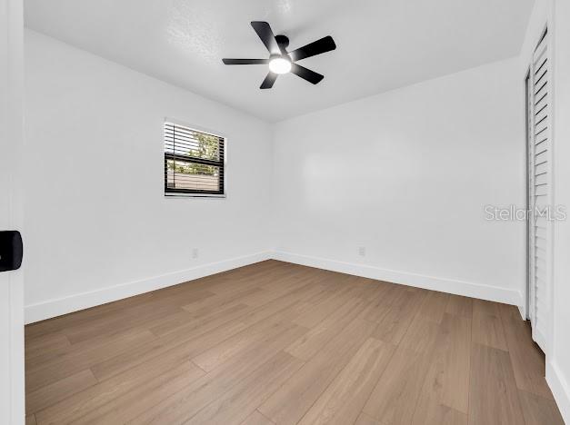 Listing photo id 31 for 6040 84th Avenue N
