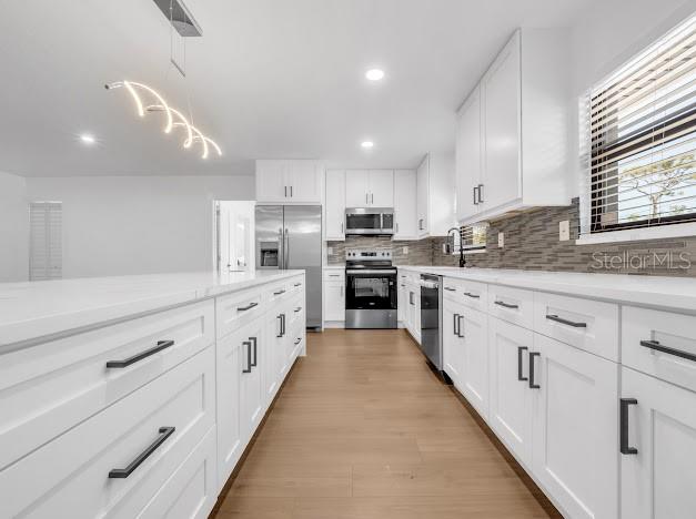 Listing photo id 6 for 6040 84th Avenue N