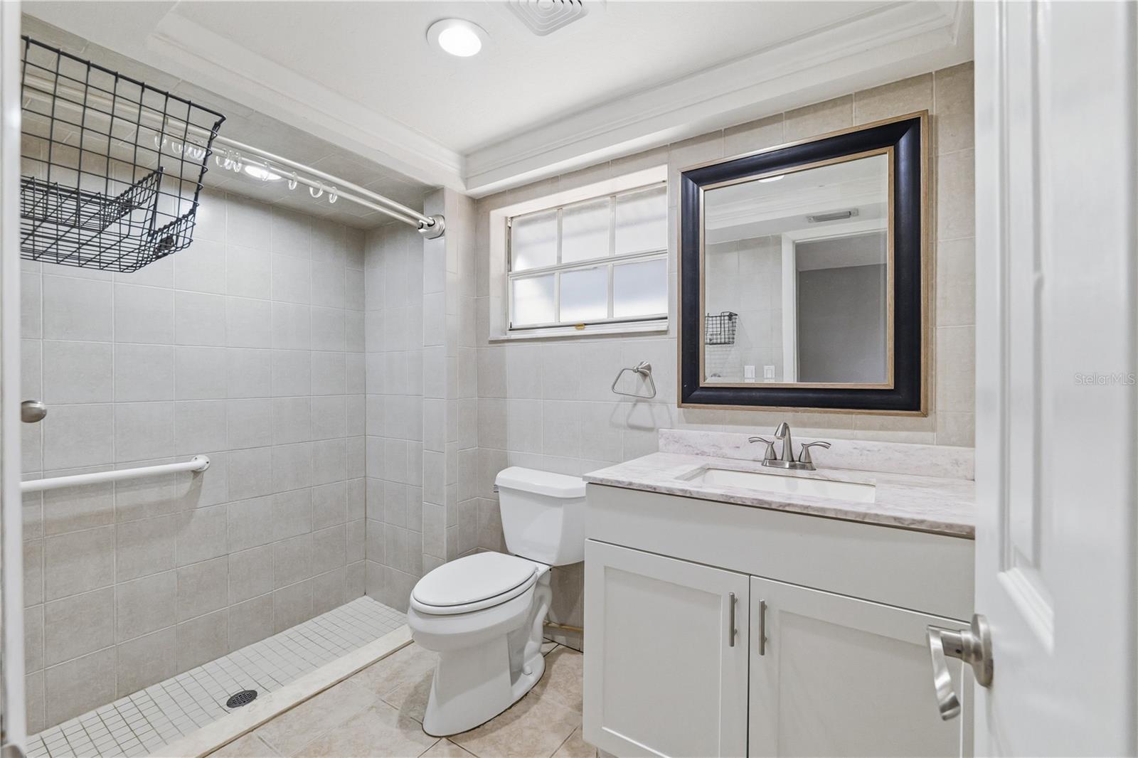 Image 13 of 39 For 4018 Cashmere Drive
