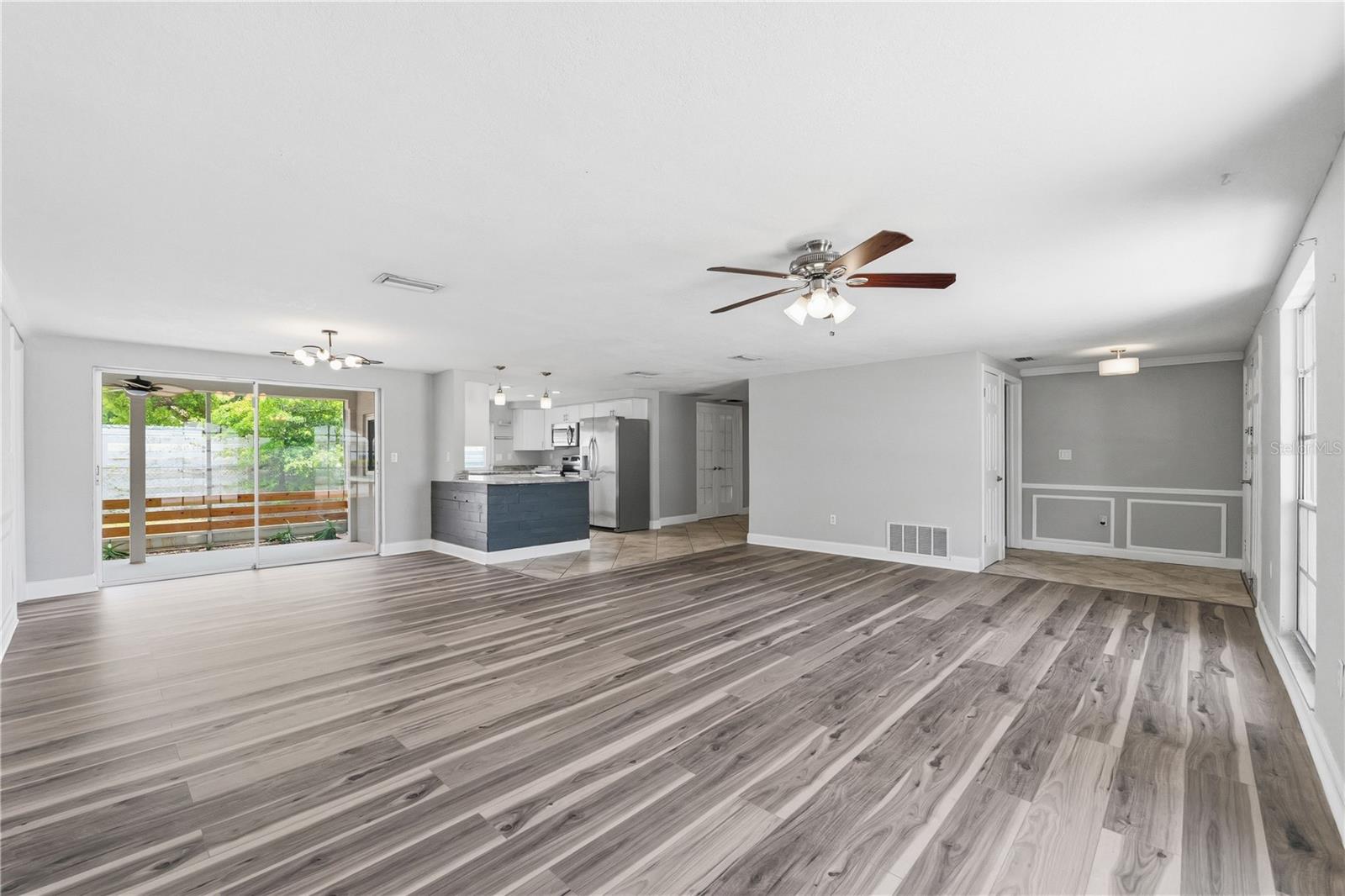 Image 5 of 39 For 4018 Cashmere Drive