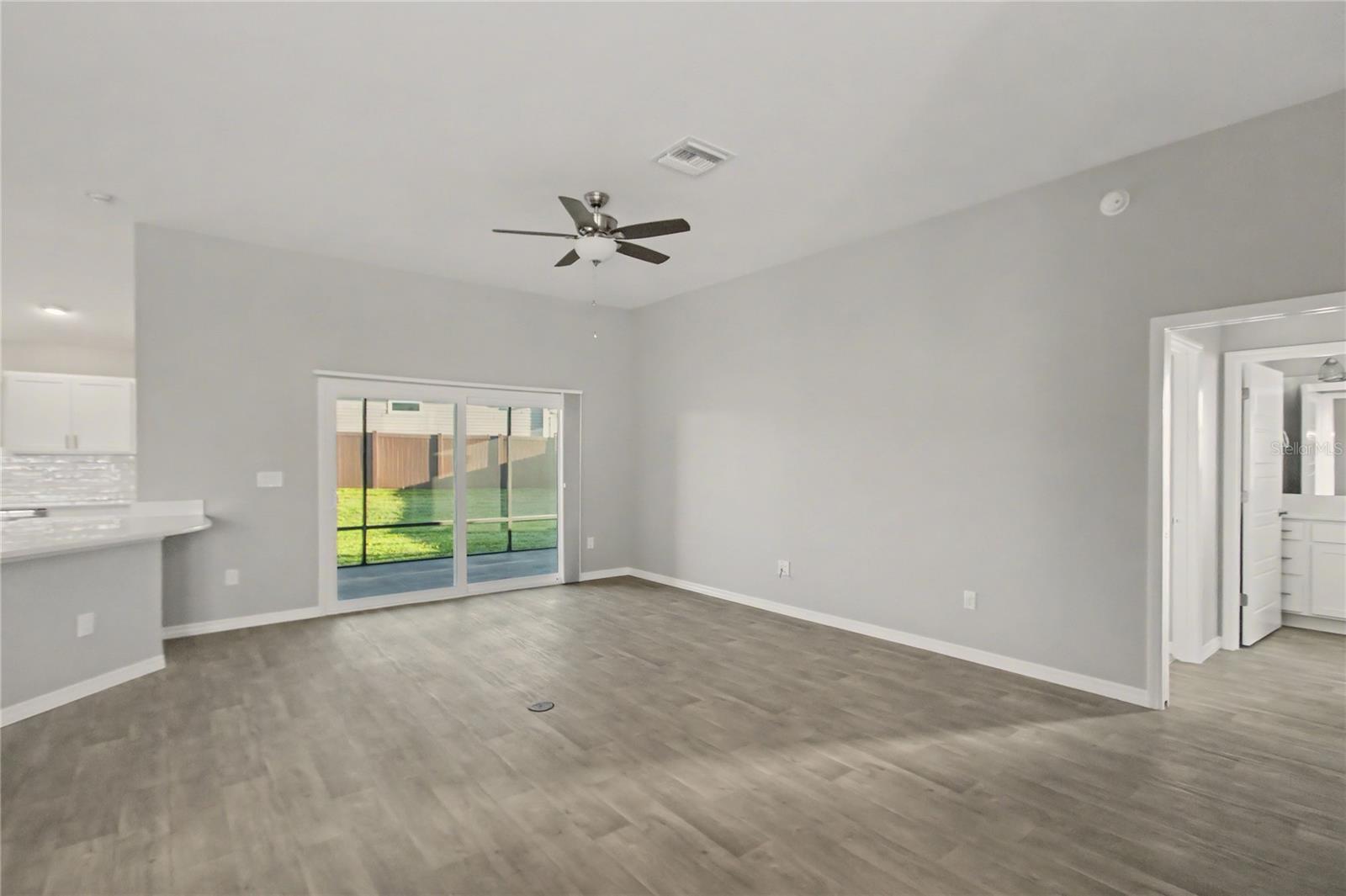 Image 19 of 37 For 3320 Dzuro Drive
