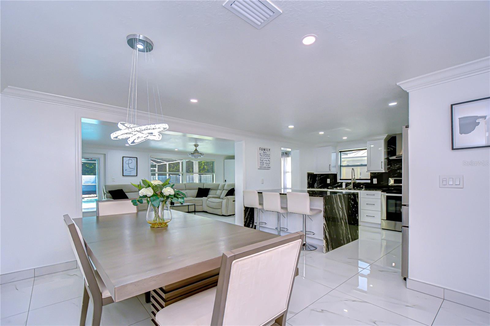 Image 15 of 84 For 3314 Kirby Street