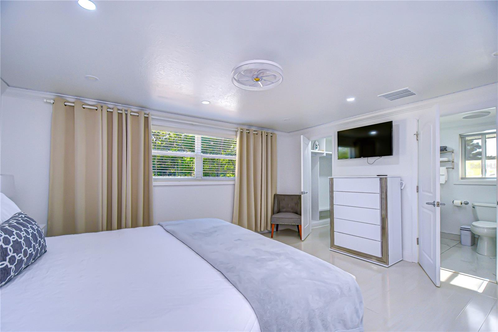 Image 24 of 84 For 3314 Kirby Street