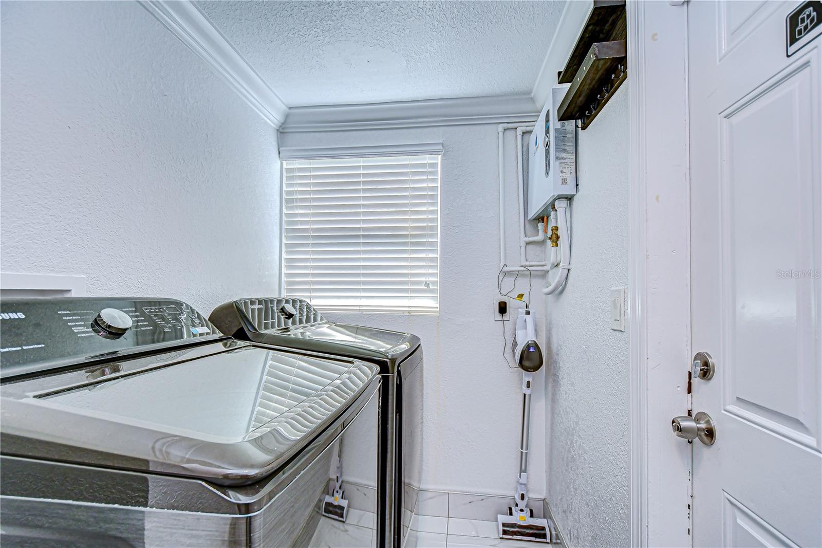 Image 54 of 84 For 3314 Kirby Street