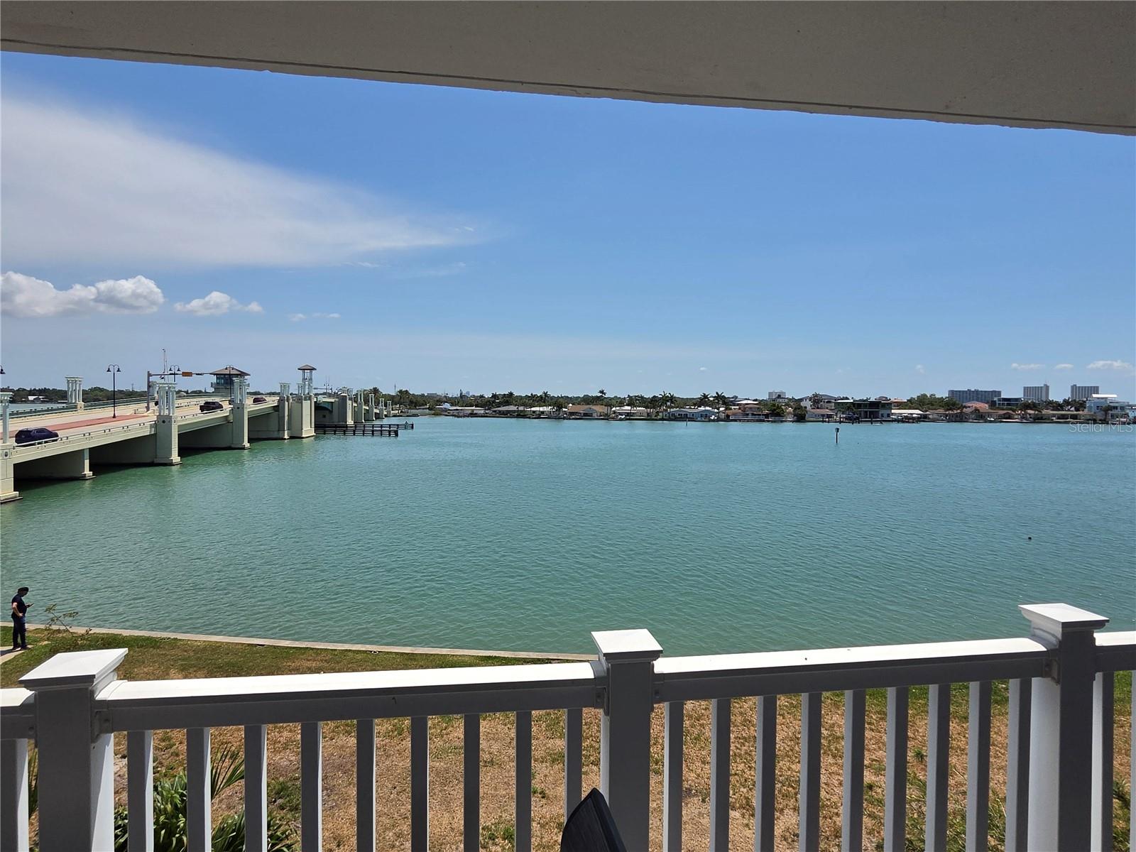 Image 30 of 31 For 500 Treasure Island Causeway 307