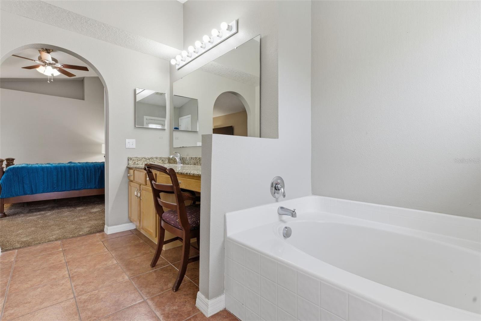 Image 13 of 35 For 183 Jocelyn Drive