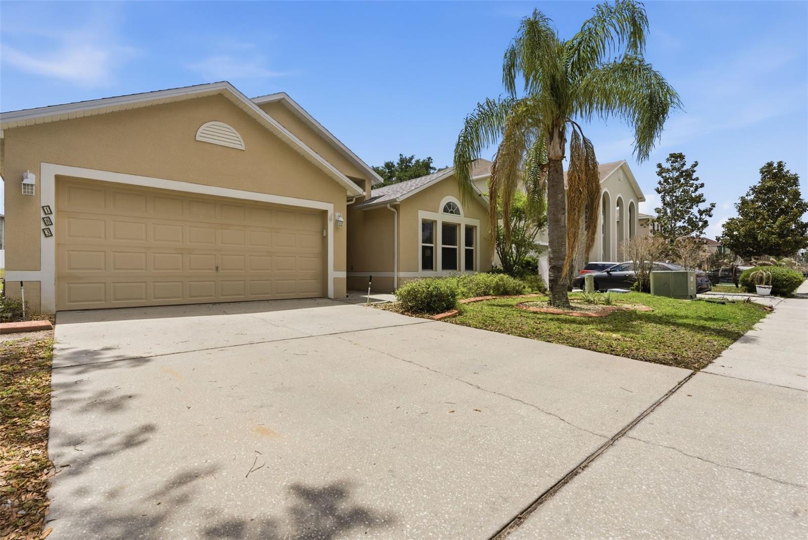 Image 3 of 35 For 183 Jocelyn Drive