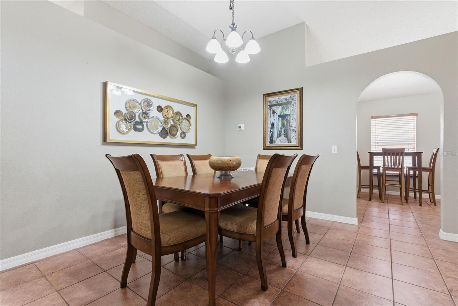 Image 31 of 35 For 183 Jocelyn Drive