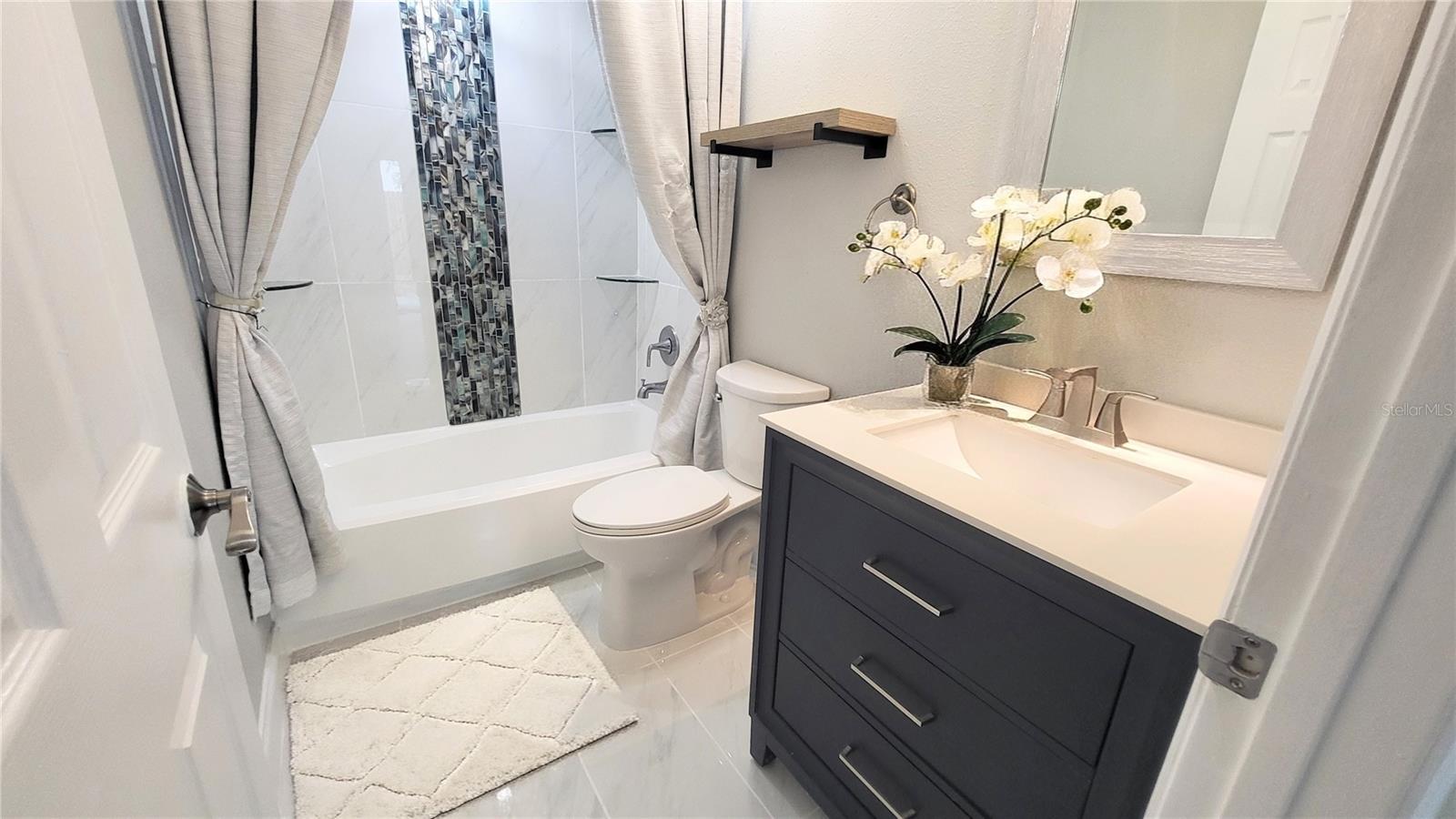 Image 15 of 40 For 6262 142nd Avenue N 905