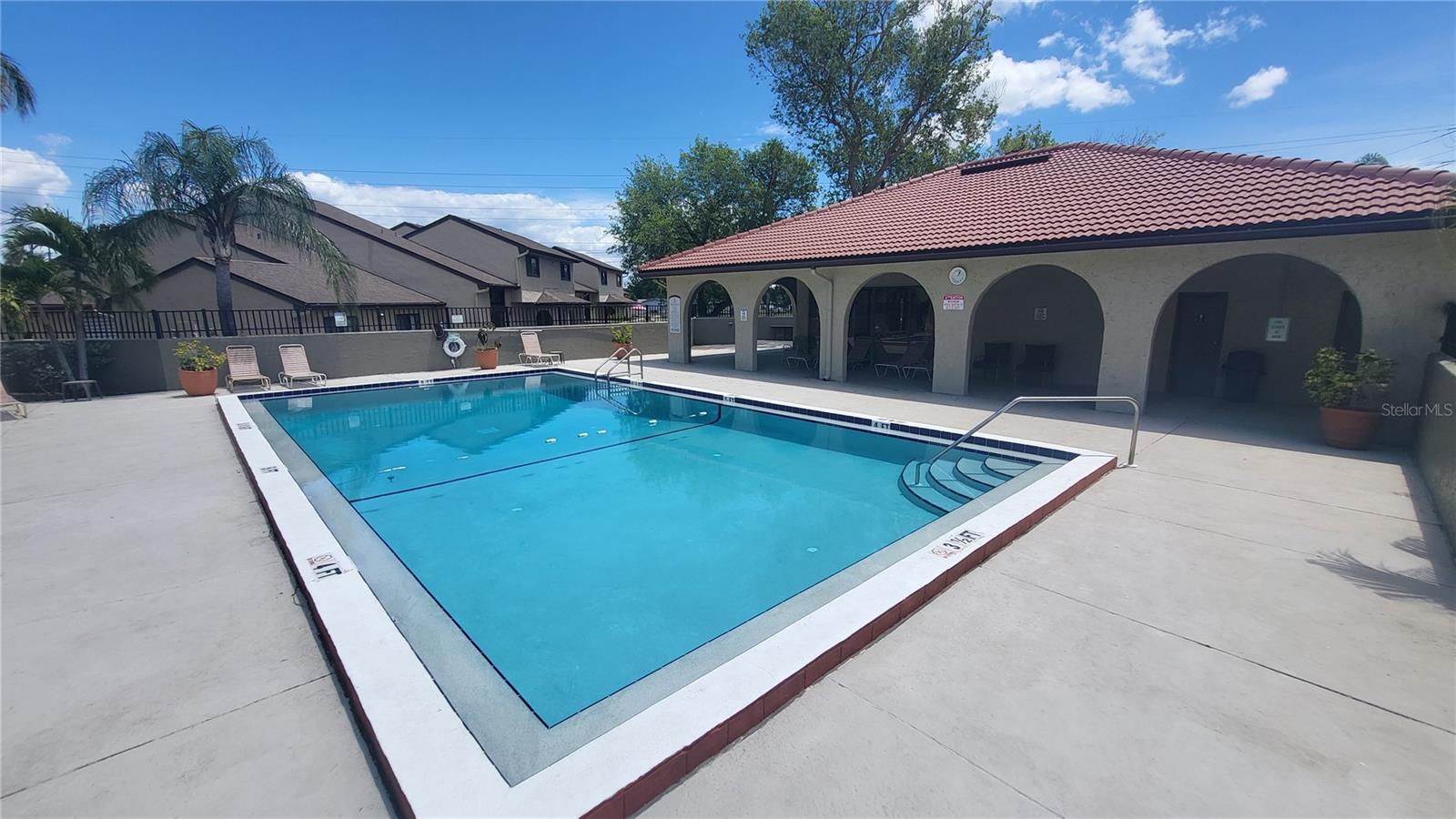 Image 32 of 40 For 6262 142nd Avenue N 905