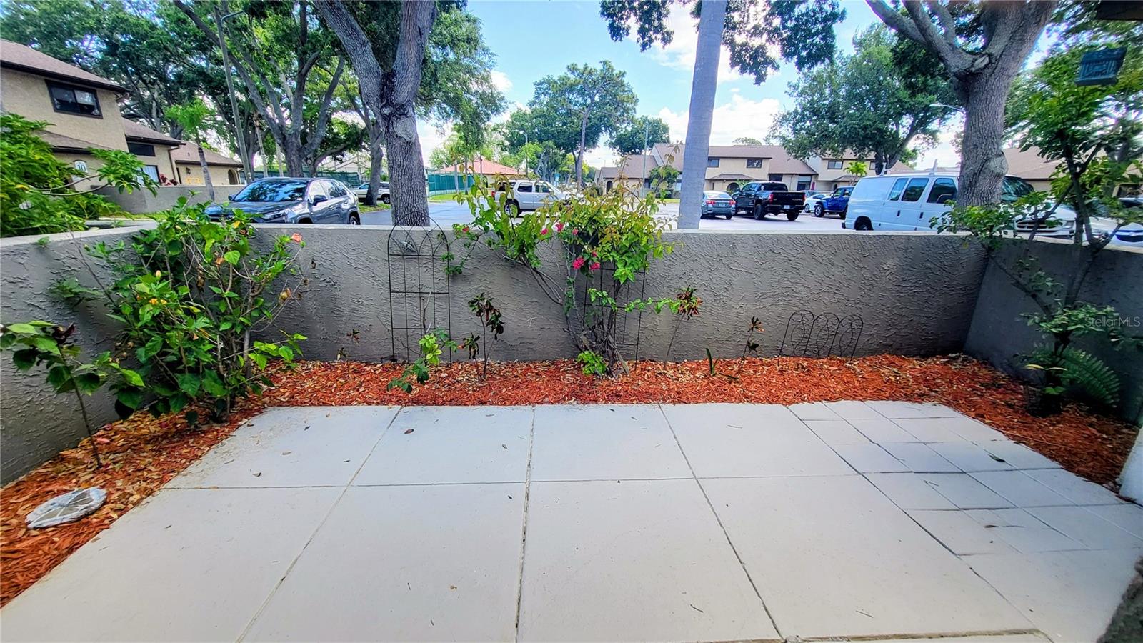 Image 8 of 40 For 6262 142nd Avenue N 905