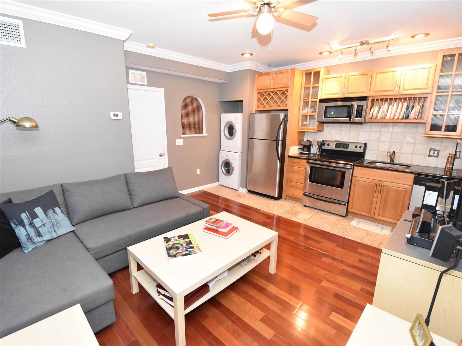 Image 2 of 15 For 201 6th Street S 203