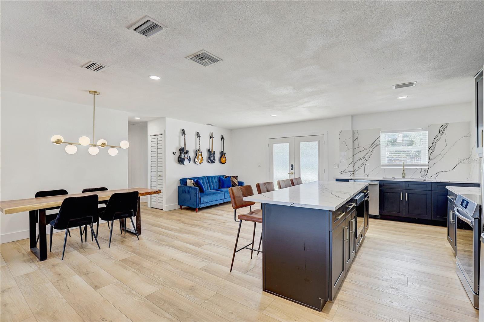 Image 12 of 42 For 265 96th Avenue N