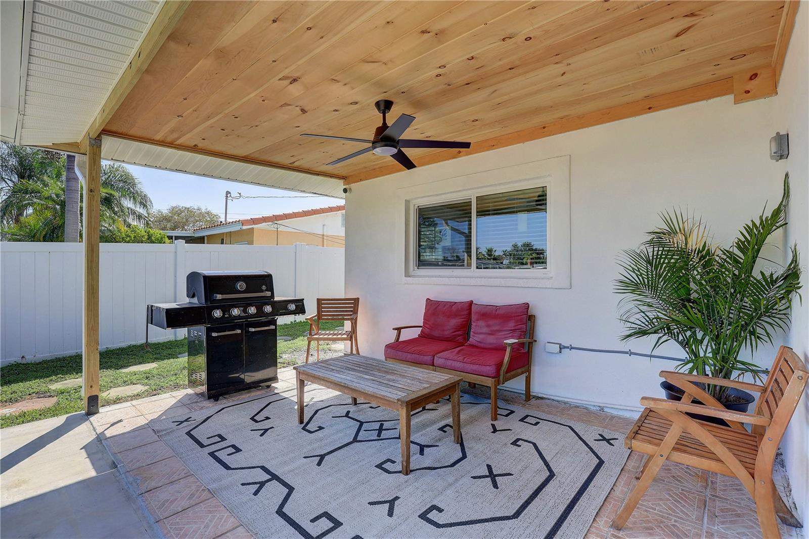 Image 3 of 42 For 265 96th Avenue N