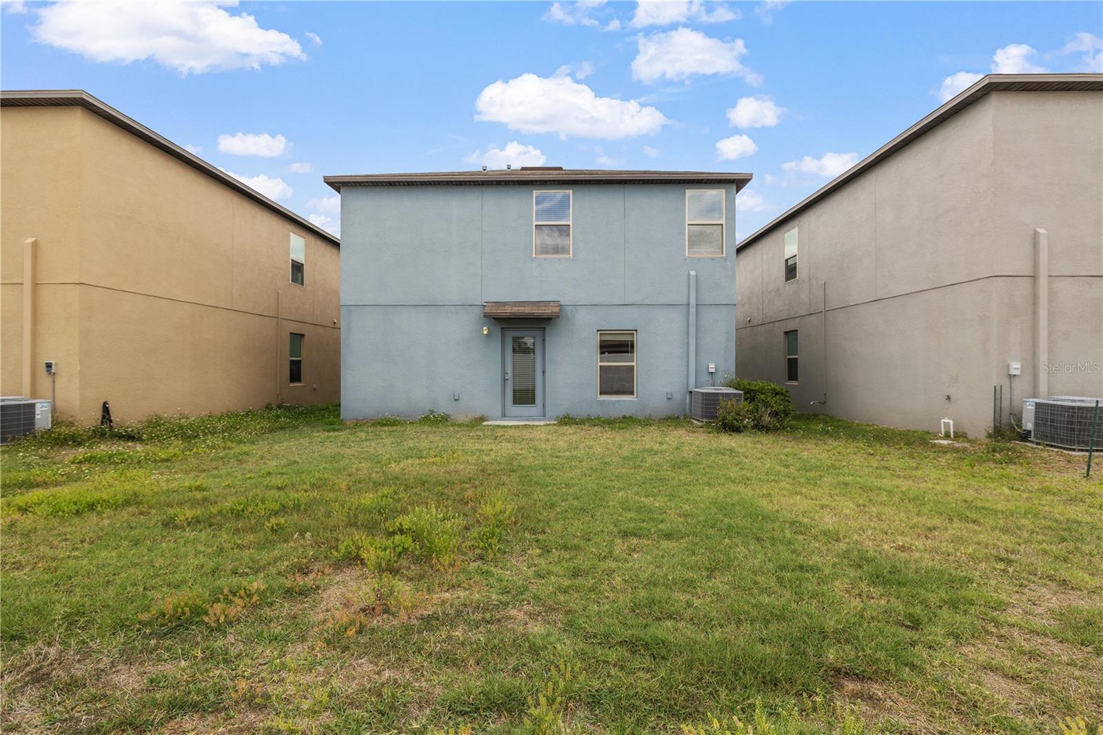Listing photo id 23 for 7407 Rosy Periwinkle Court