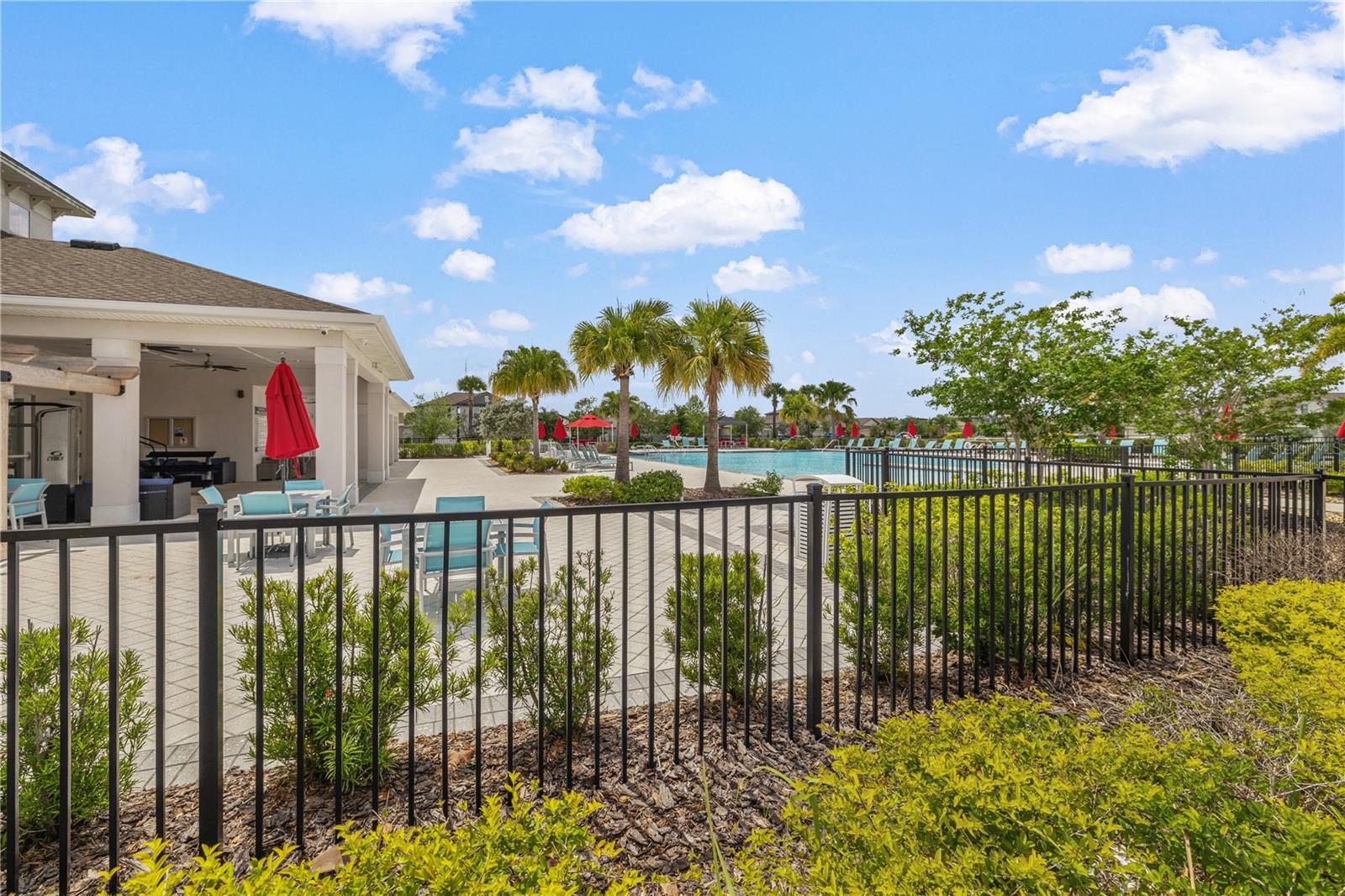Listing photo id 28 for 7407 Rosy Periwinkle Court