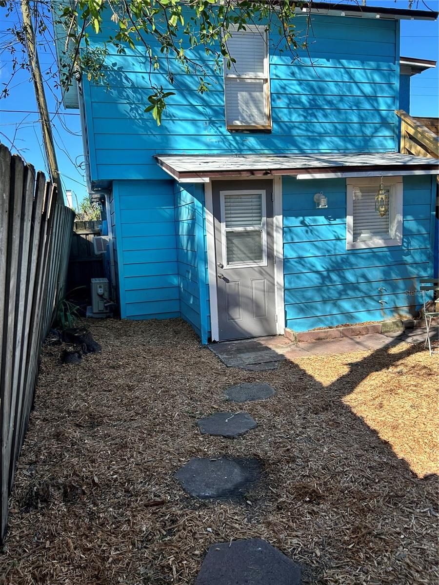 Image 19 of 25 For 2443 4th Avenue N