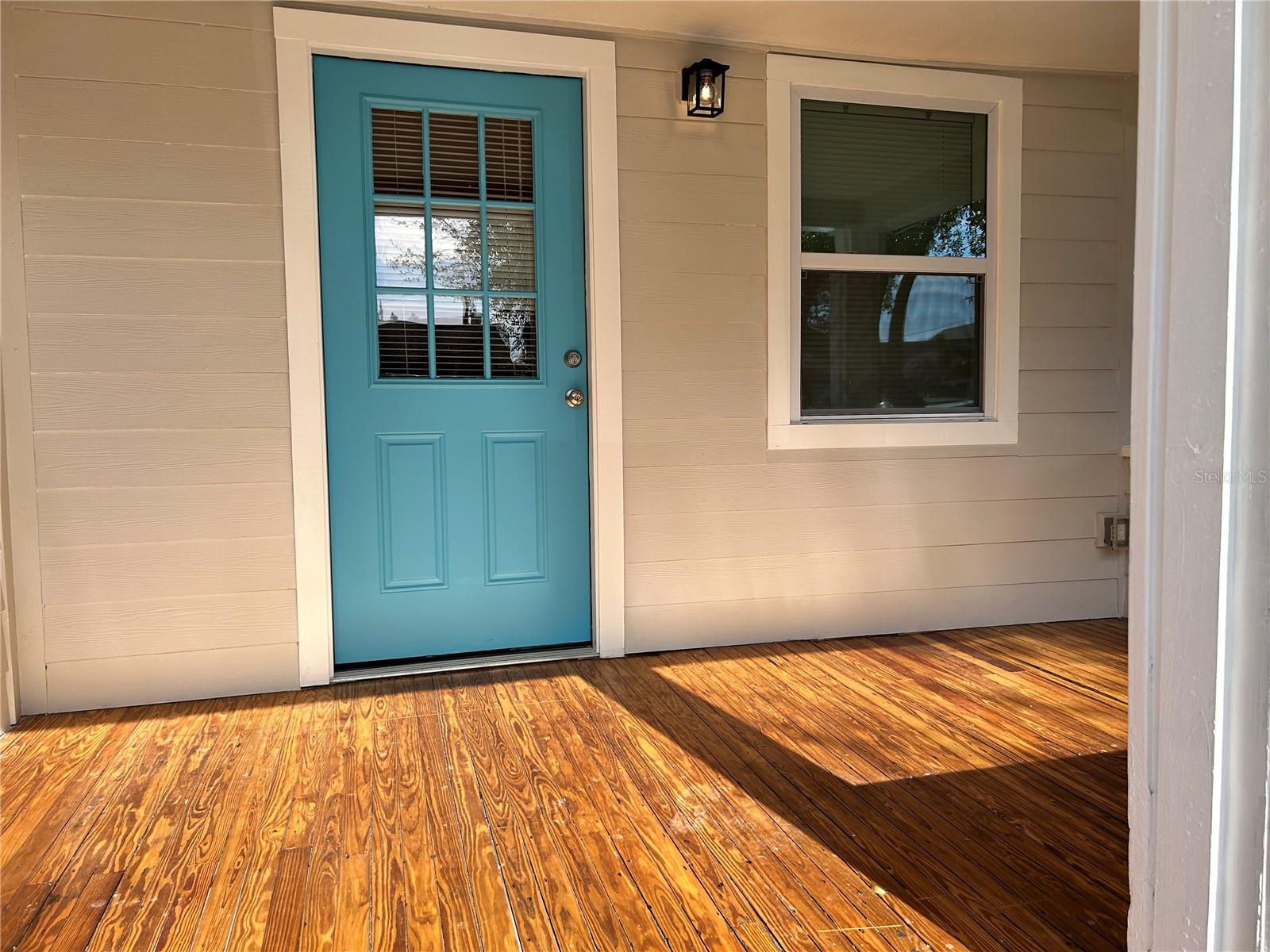 Image 2 of 25 For 2443 4th Avenue N
