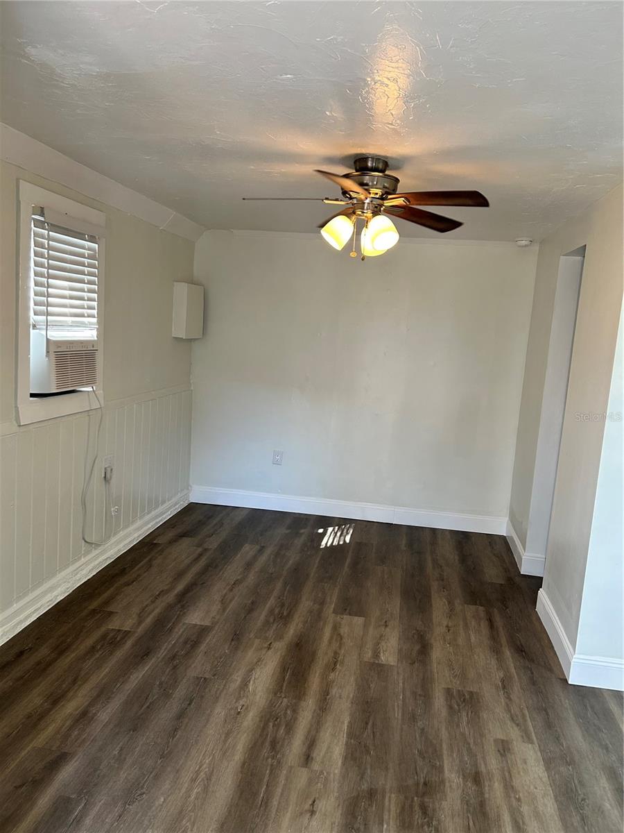 Image 21 of 25 For 2443 4th Avenue N