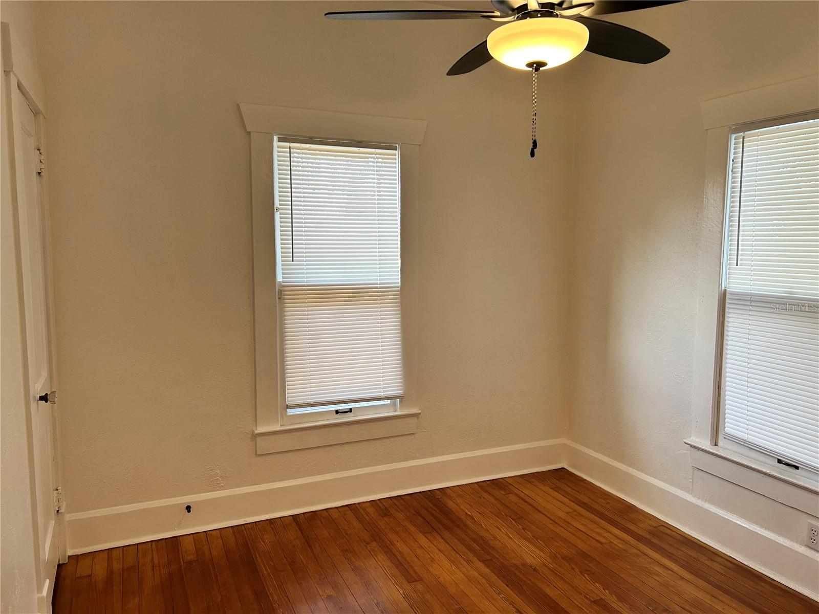 Image 4 of 25 For 2443 4th Avenue N