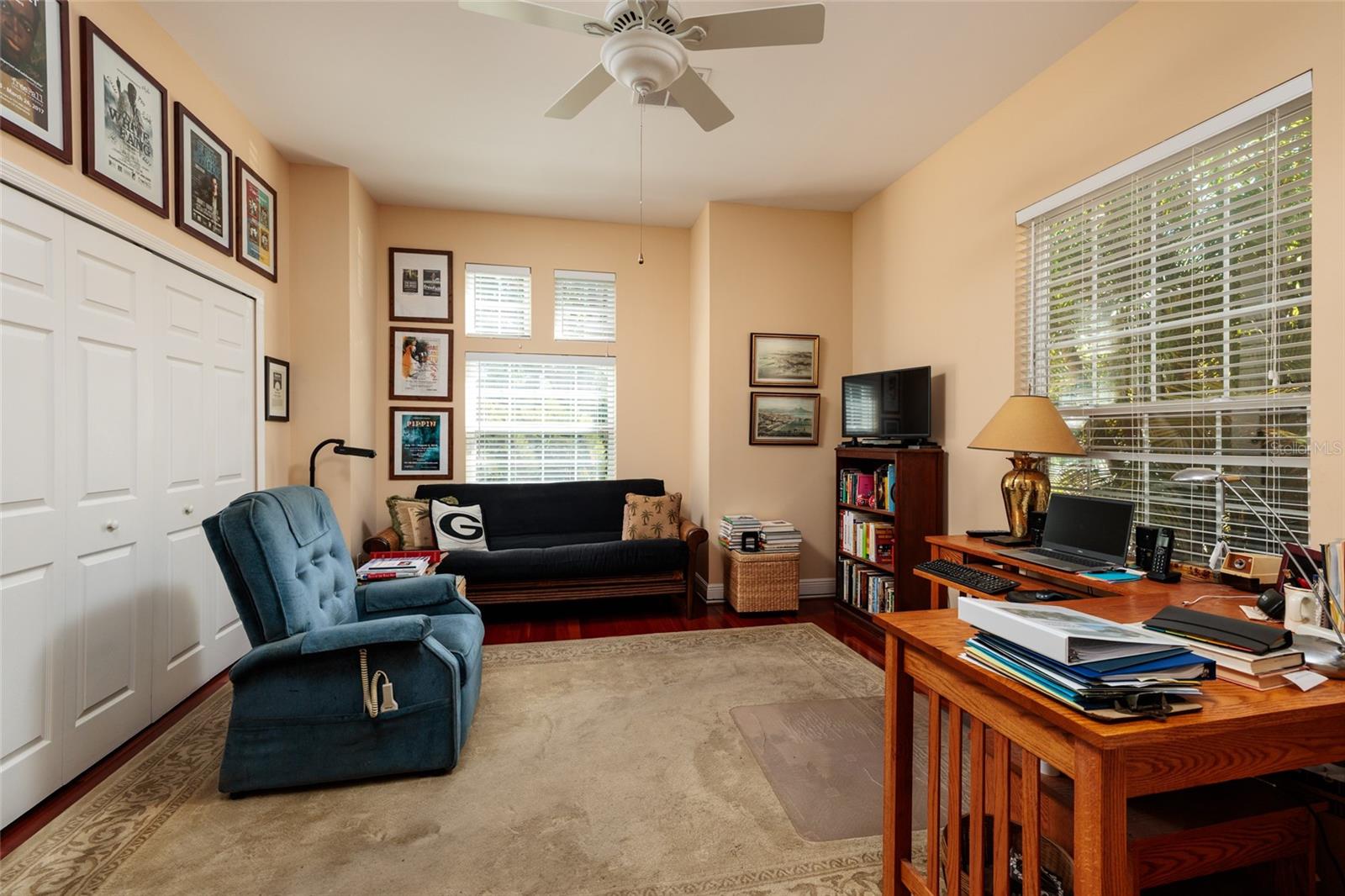 Image 21 of 25 For 6737 Mango Avenue S