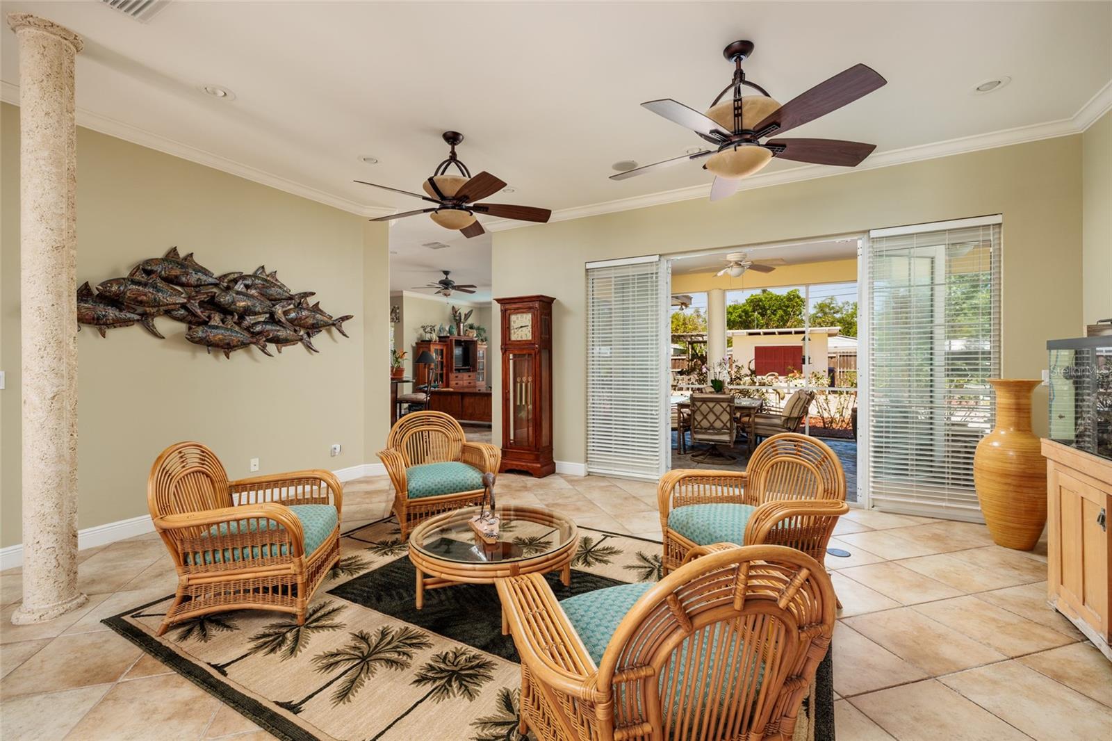 Image 9 of 25 For 6737 Mango Avenue S