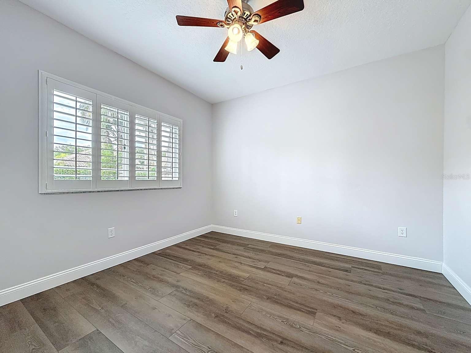 Image 24 of 53 For 4953 Pointe Circle