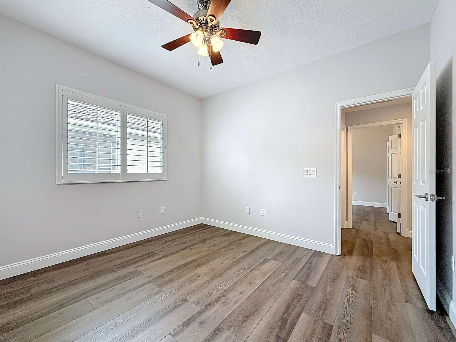 Image 26 of 53 For 4953 Pointe Circle