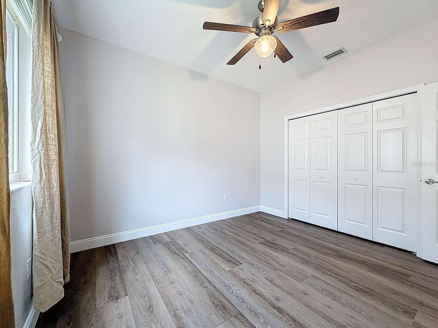 Image 28 of 53 For 4953 Pointe Circle