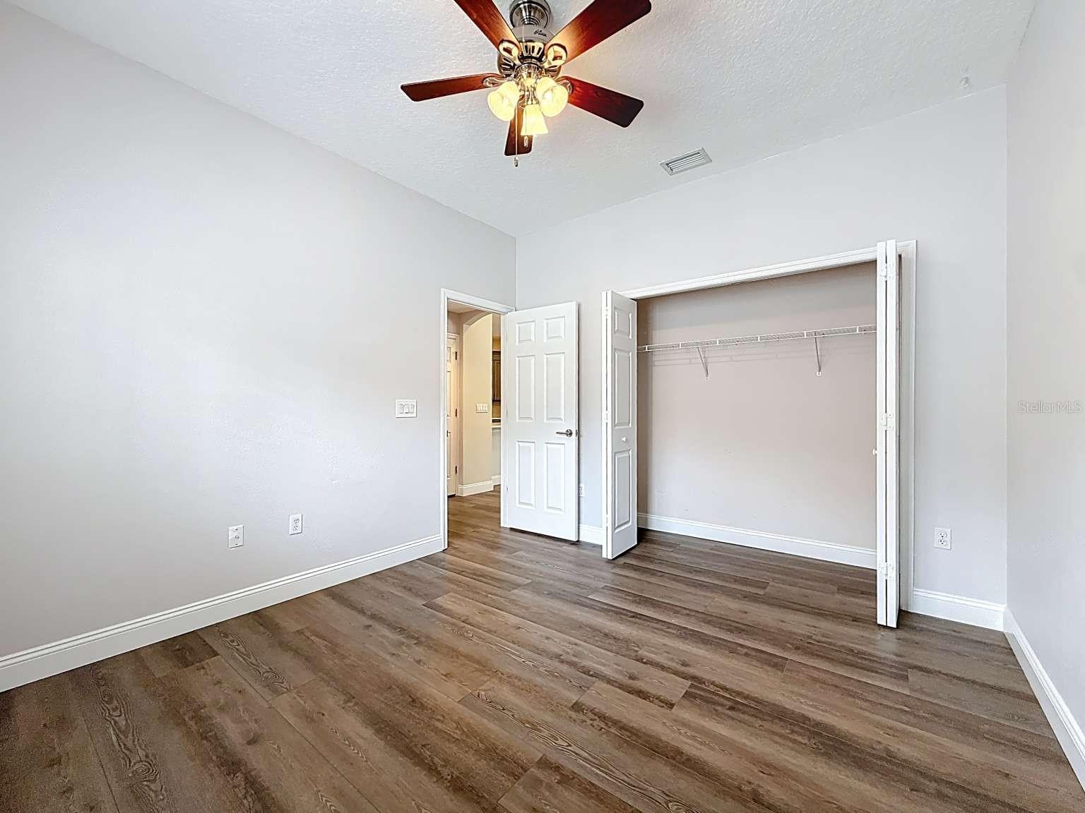 Image 29 of 53 For 4953 Pointe Circle