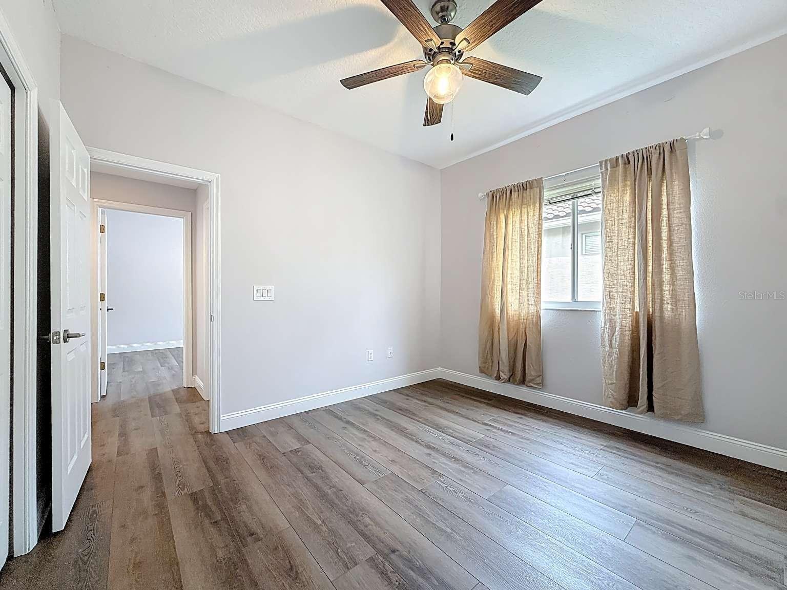 Image 31 of 53 For 4953 Pointe Circle