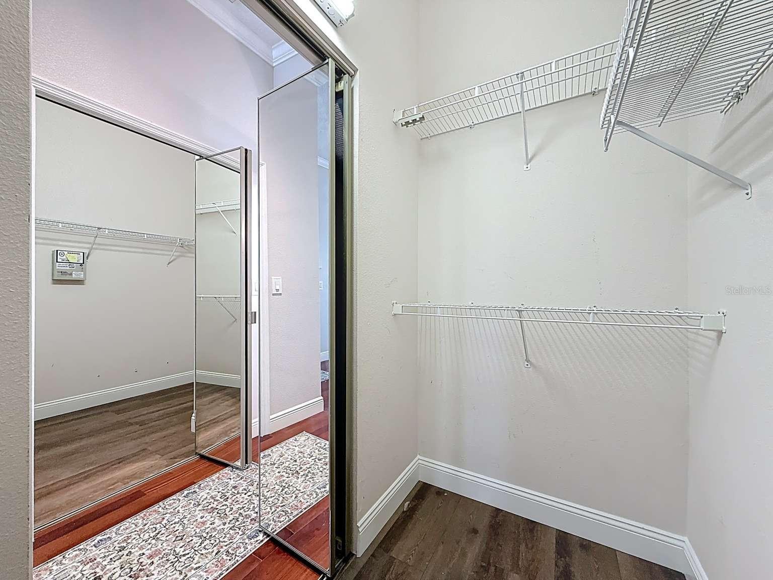 Image 35 of 53 For 4953 Pointe Circle