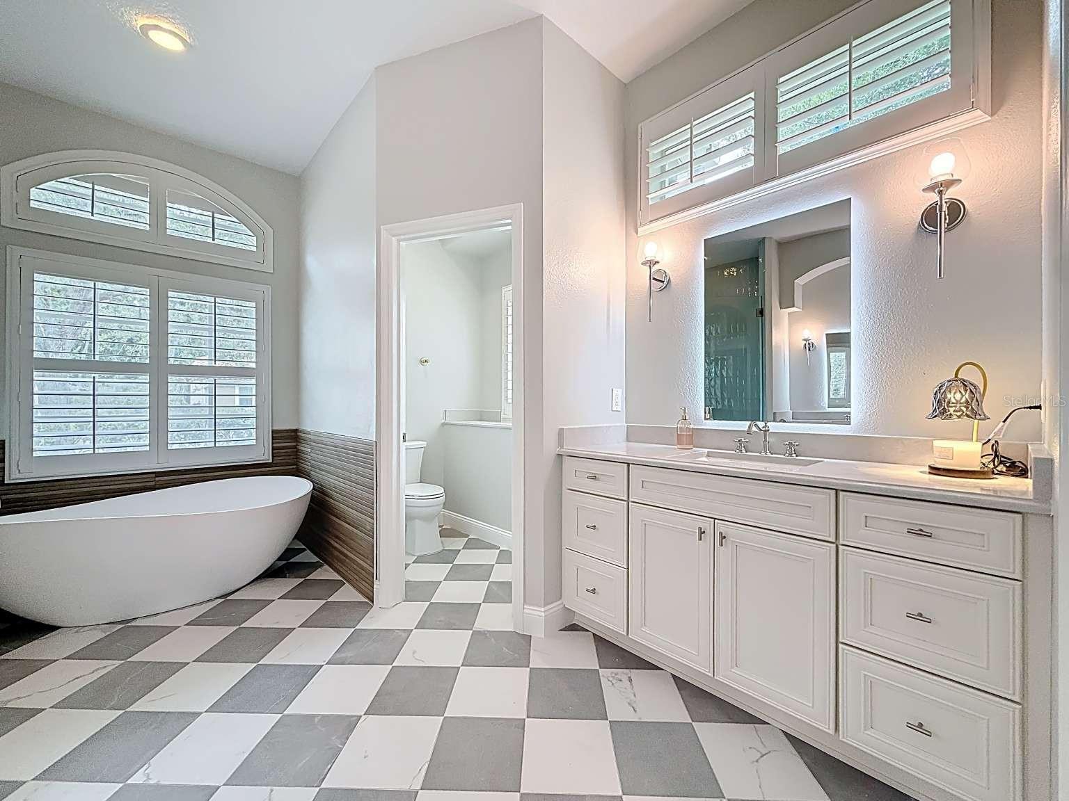 Image 37 of 53 For 4953 Pointe Circle