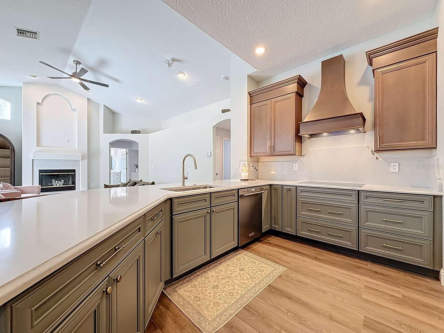 Image 48 of 53 For 4953 Pointe Circle