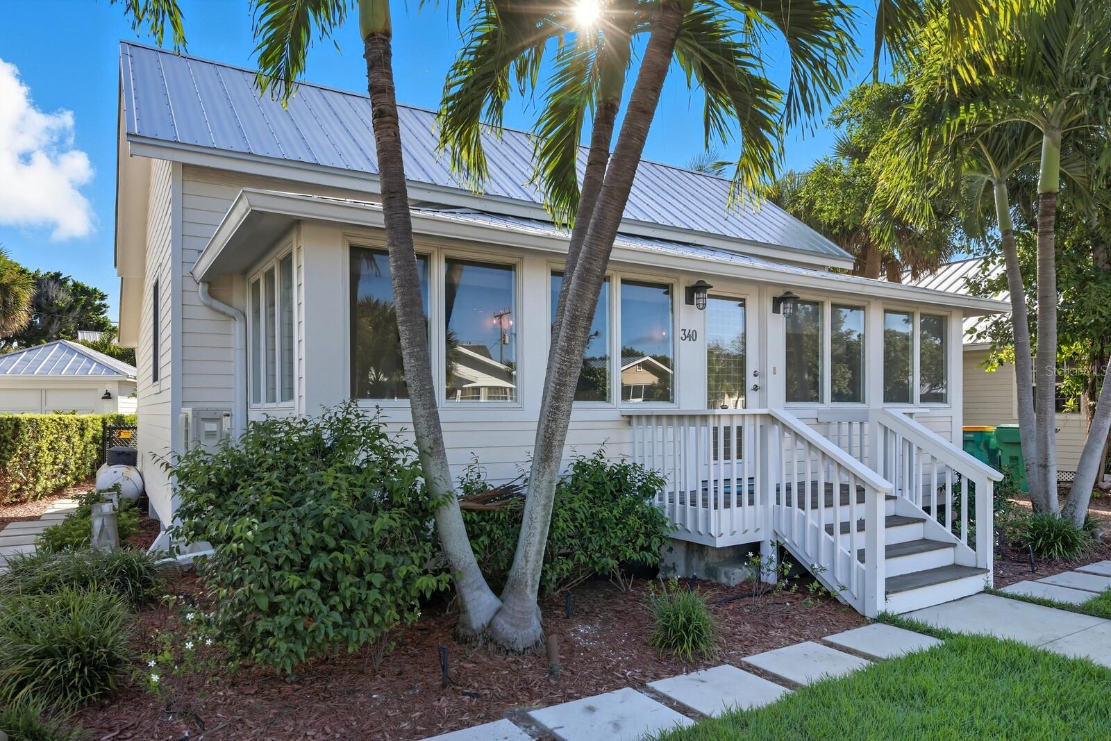 Image 3 of 40 For 340 Palm Avenue