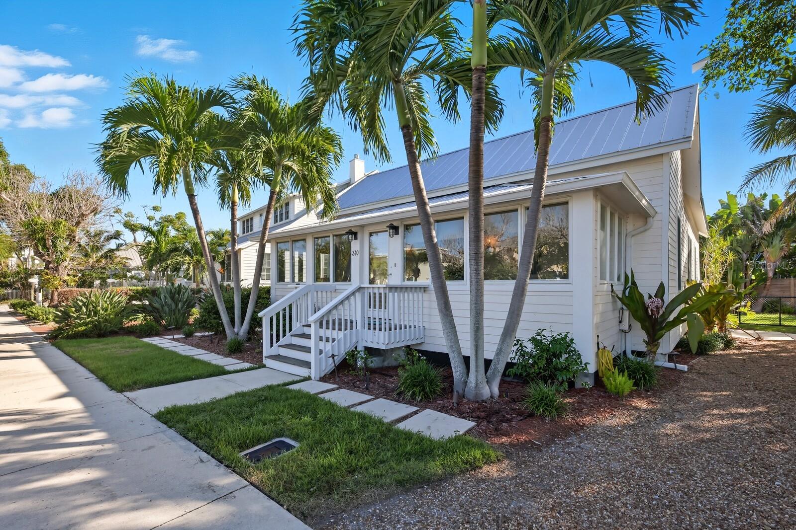 Image 4 of 40 For 340 Palm Avenue