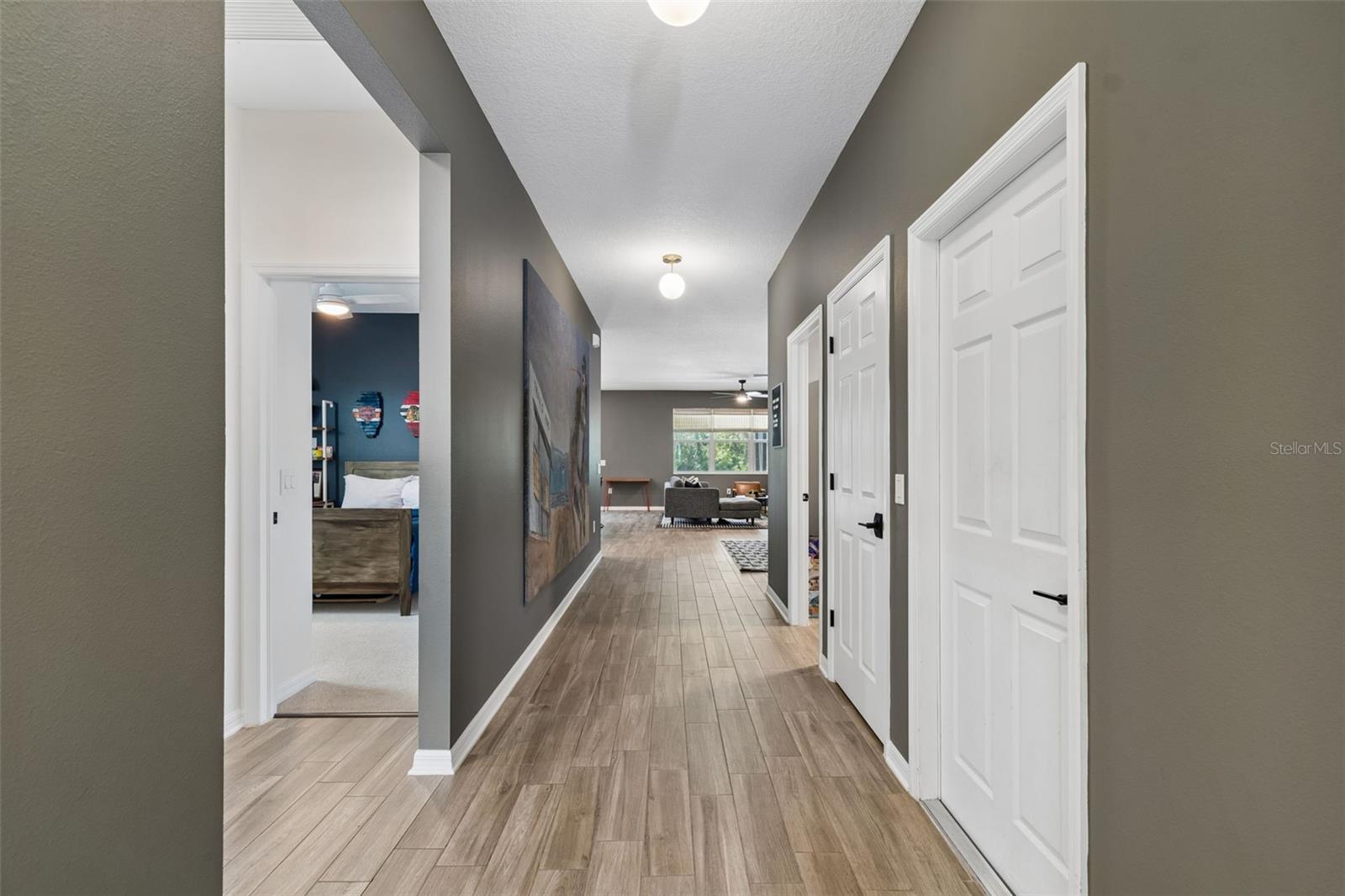 Listing photo id 9 for 18078 Romanesque Court