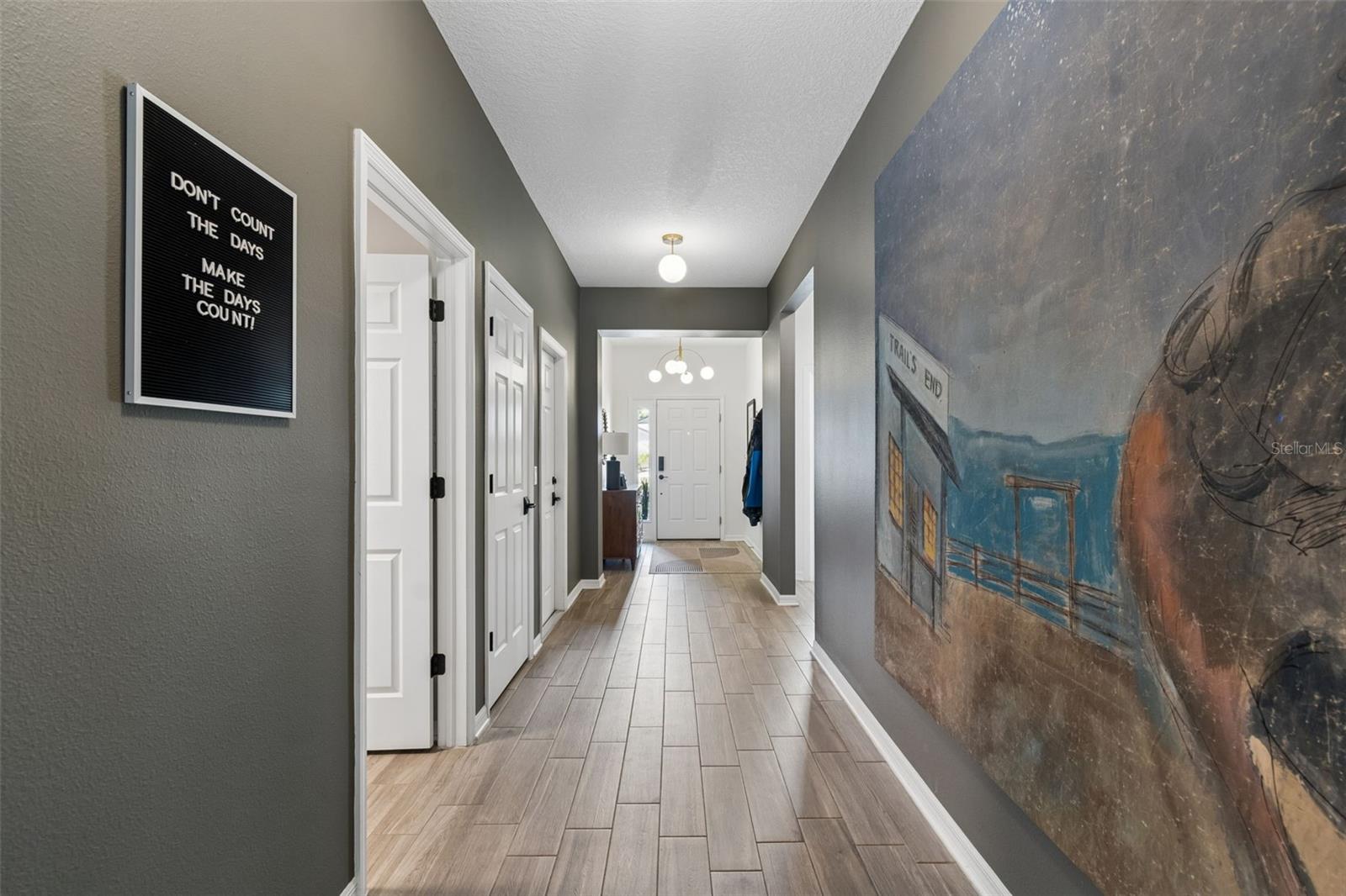 Listing photo id 11 for 18078 Romanesque Court